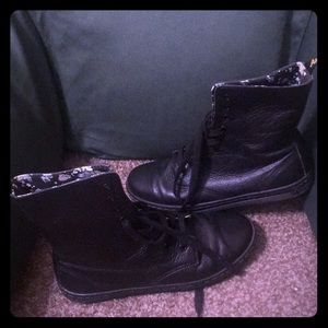 Dr. Marten’s Boots size 7